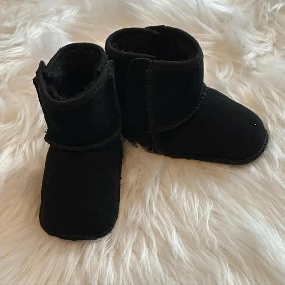 UGG Infant Black Booties - Picture 3 of 7